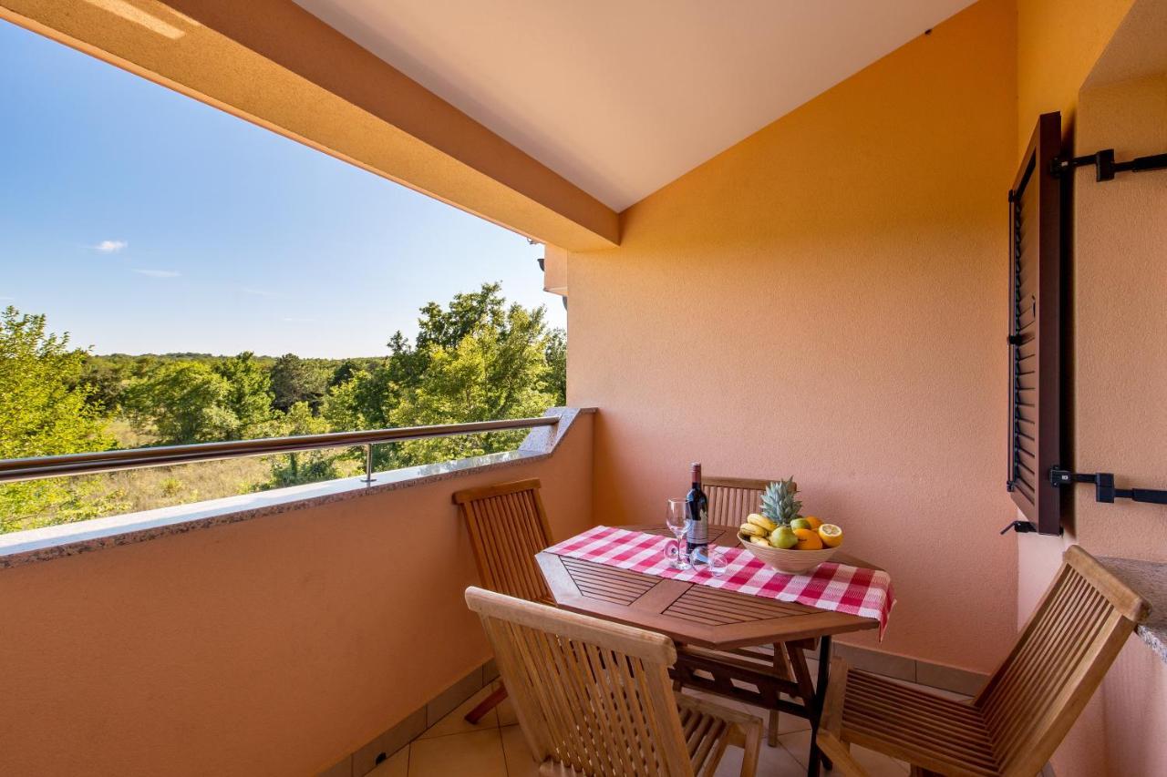 Villa Romana And Tea Šilo Eksteriør billede
